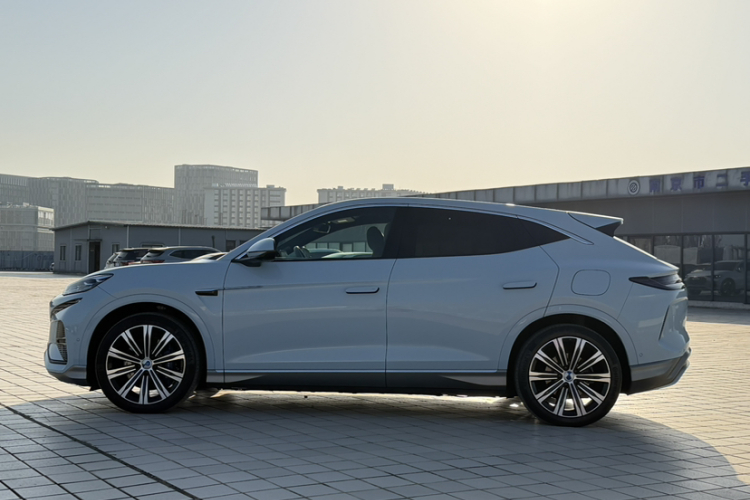 腾势N7 2023款 长续航性能Max版车身外观6009