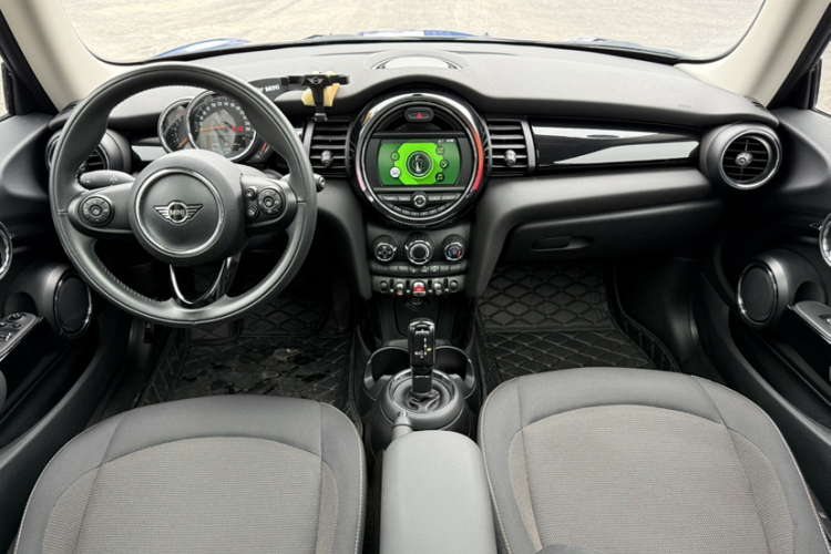 MINI 2019款 1.5T ONE PLUS中控内饰7007