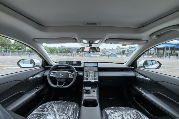 长安 逸动 2025款 蓝鲸 1.5T 500Bar尊贵型中控内饰7002