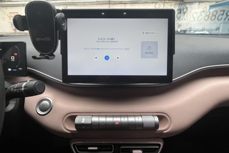 比亚迪 海鸥 2023款 活力版中控内饰7005