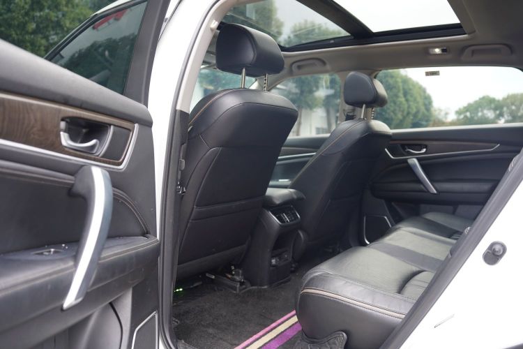 本田 冠道 2020款 370TURBO 两驱豪华版中控内饰7006