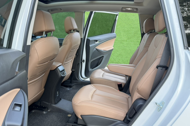 别克GL6 2021款 323T 轻混动互联豪华型中控内饰7003