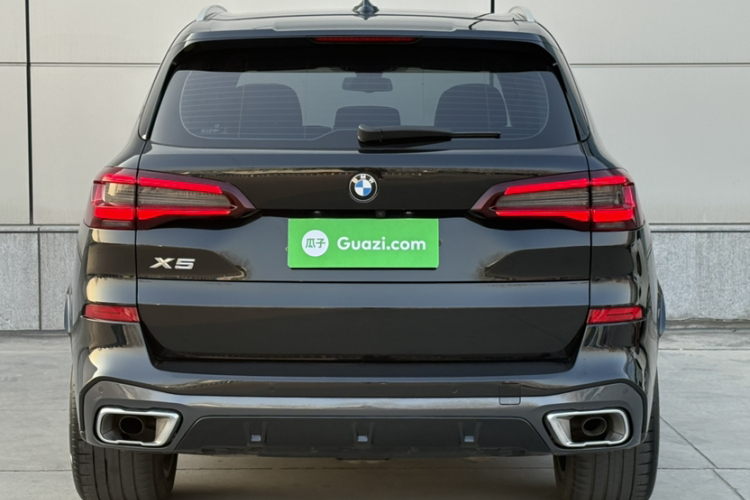 宝马X5 2022款 改款 xDrive 30Li 尊享型M运动套装车身外观6004