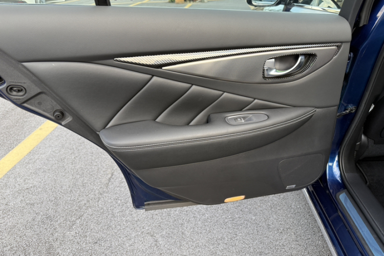 英菲尼迪Q50L 2018款 2.0T 逸享版 国VI局部细节9007