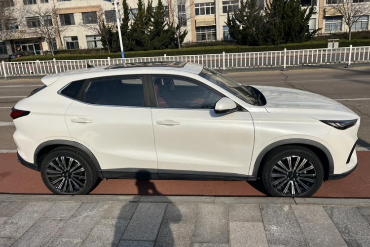 长安欧尚X5 2021款 1.5T DCT尊贵型车身外观6003