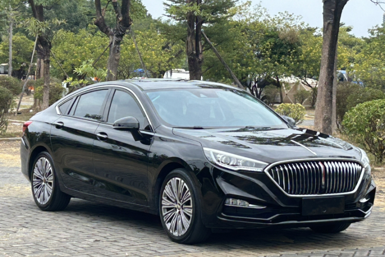 红旗H5 2022款 经典款 改款 1.8T 自动智联旗韵版车身外观6002