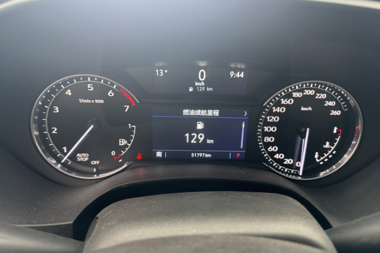 凯迪拉克CT4 2021款 28T 风尚型中控内饰15