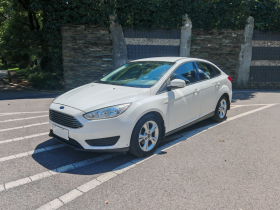 福特 福克斯 2018款 三厢经典 1.6L 自动舒适型智行版