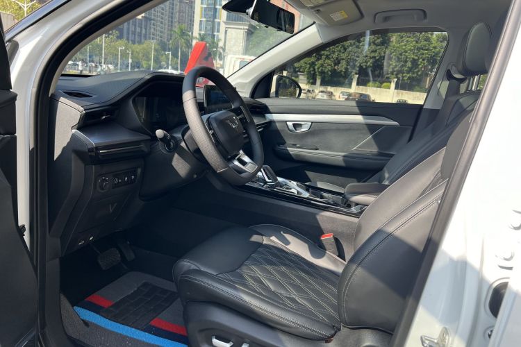 五菱汽车 五菱星辰 2022款 2.0L DHT电速款中控内饰7002