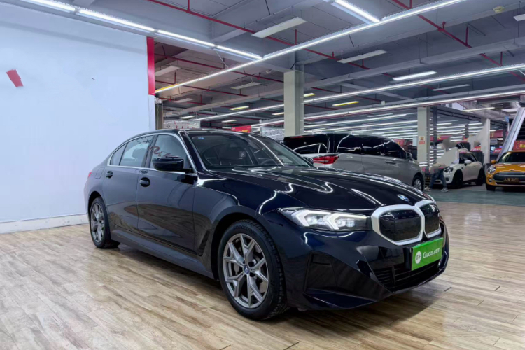 宝马i3 2022款 eDrive 35 L车身外观6005