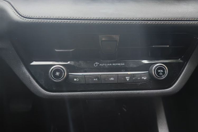 福特 福睿斯 2021款 1.5L 自动钻石版中控内饰7005