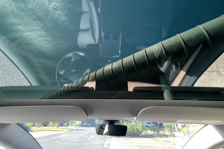 特斯拉 Model 3 2022款 后轮驱动版中控内饰7002