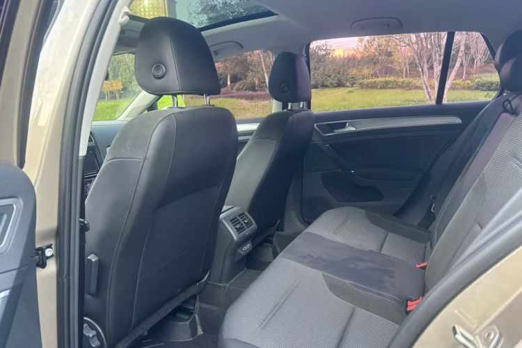 大众 高尔夫 2019款 280TSI DSG舒适型 国V中控内饰7002