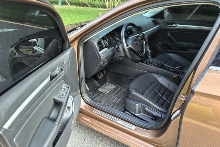 大众 凌渡 2017款 280TSI DSG舒适版中控内饰7001