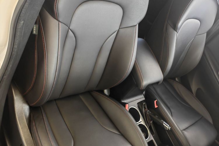 哈弗H6 2015款 运动版 1.5T 自动两驱豪华型中控内饰7008