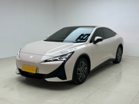 ARCFOX极狐 极狐 阿尔法S5 2024款 560PRO 185kW