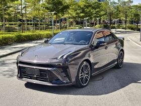 领克03 2025款 2.0TD DCT冠军版Pro