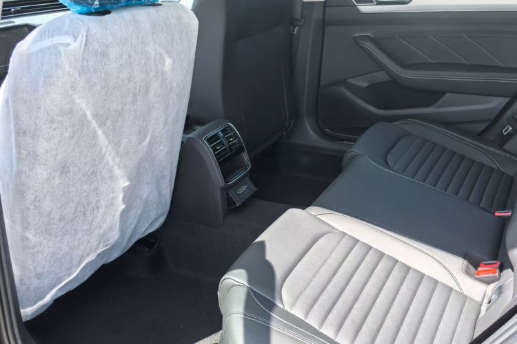 大众 迈腾 2026款 3000万辆甄选款 280TSI DSG舒适型中控内饰7001