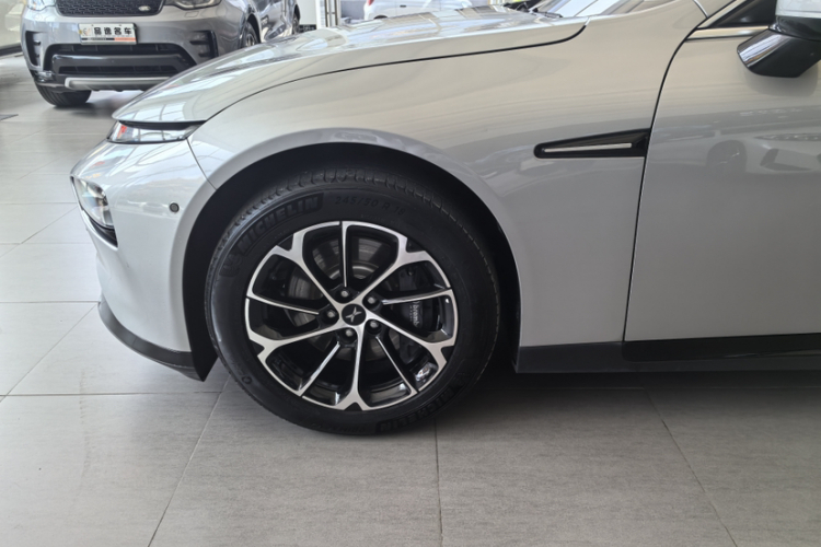 小鹏P7 2020款 586N车身外观6006