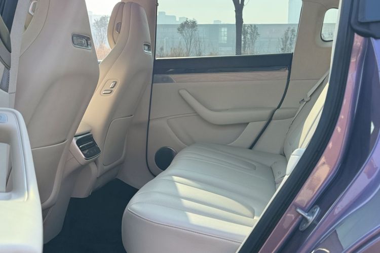 鸿蒙智行 智界R7 2025款 增程 251km Max中控内饰7003