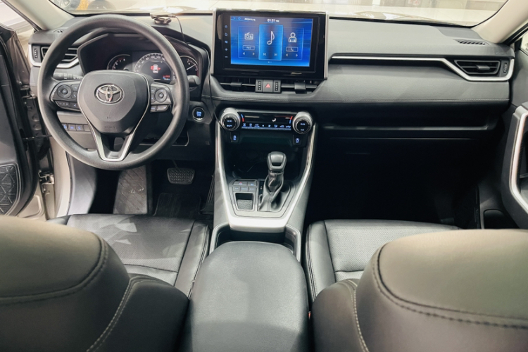 丰田 RAV4荣放 2020款 2.0L CVT两驱风尚版中控内饰7001