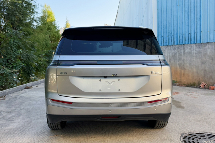 埃安 AION Y 2025款 Plus 510 智享版车身外观6005