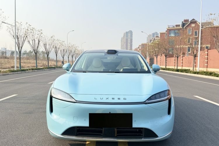 鸿蒙智行 智界R7 2025款 增程 251km Max车身外观6001