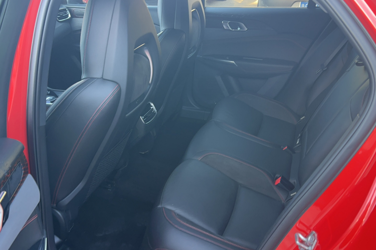 领克03 2019款 1.5TD DCT劲Pro版 国VI中控内饰7002