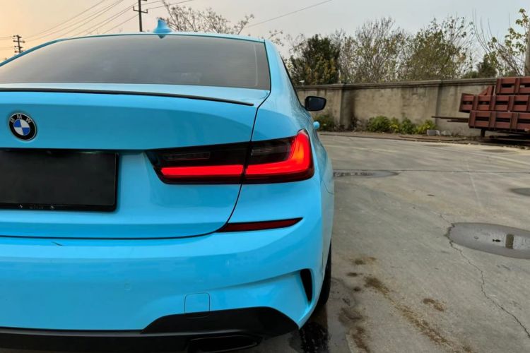 宝马3系 2022款 325Li M运动曜夜套装车身外观6009