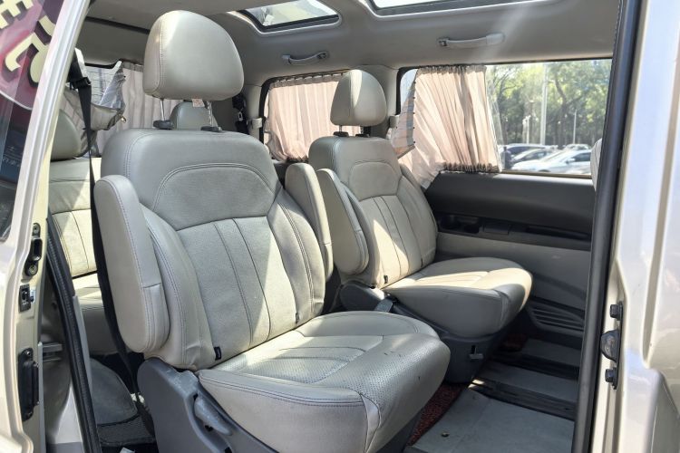 东风风行 菱智 2016款 M3 1.6L 7座豪华型 国IV中控内饰7009