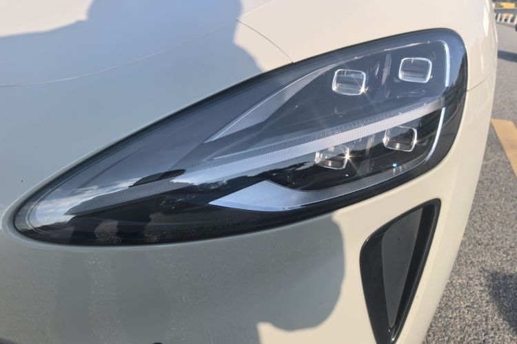 小米汽车 小米SU7 2024款 后驱超长续航高阶智驾Pro版车身外观6008