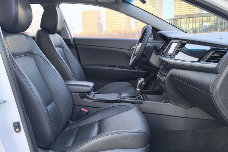 现代 名图 2017款 1.8L 自动智能型GLS 国V局部细节9001