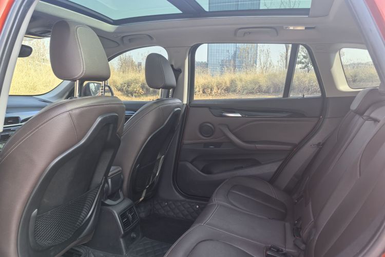 宝马X1 2018款 xDrive20Li 尊享型中控内饰7003