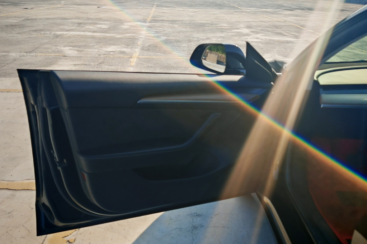 特斯拉 Model 3 2022款 后轮驱动版中控内饰7008