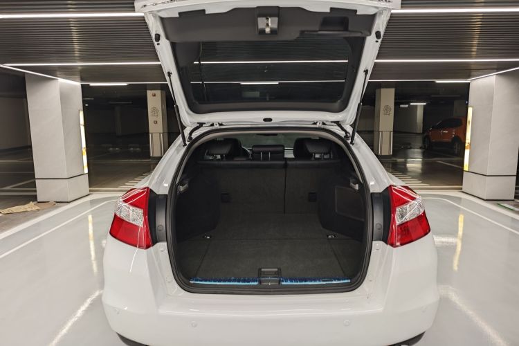 本田 歌诗图 2012款 2.4L 豪华版中控内饰7004