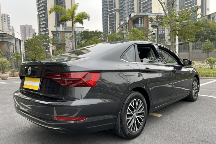 大众 速腾 2019款 280TSI DSG舒适型 国VI车身外观6009