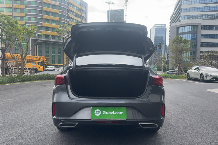 长安 逸动 2024款 PLUS 蓝鲸NE 1.4T GDI DCT高能版局部细节23