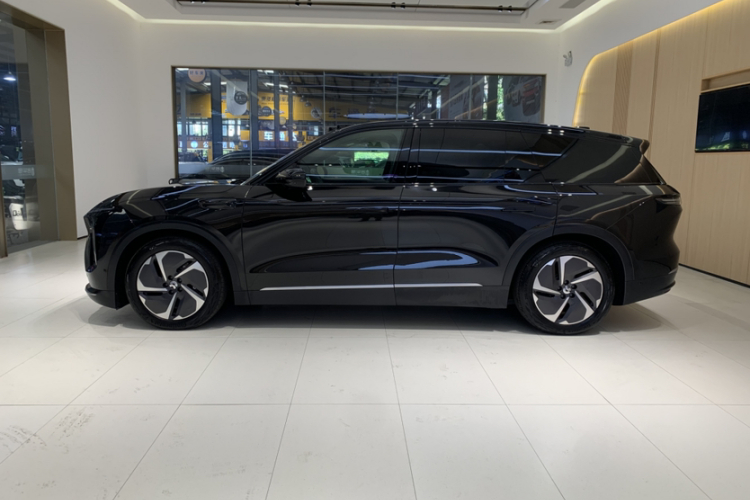 蔚来ES8 2023款 100kWh车身外观6001