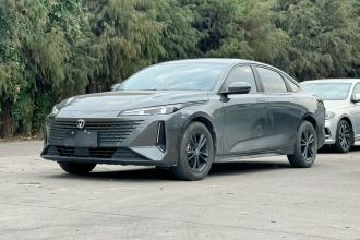 长安 逸达 2023款 蓝鲸NE 1.5T GDI DCT畅享版