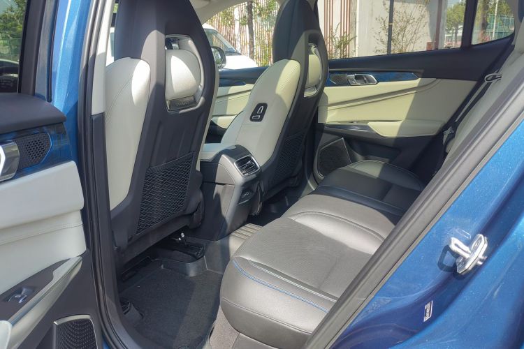 领克01 2019款 2.0T 两驱耀Pro版 国VI中控内饰7006