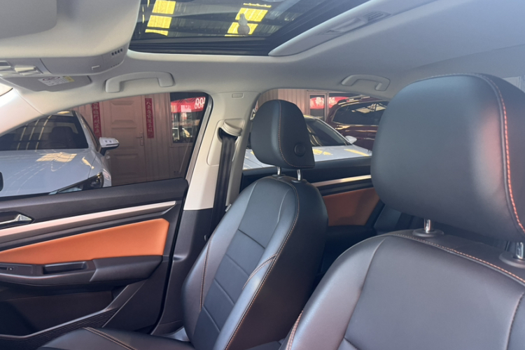 大众 宝来 2023款 200TSI DSG智行版局部细节9008