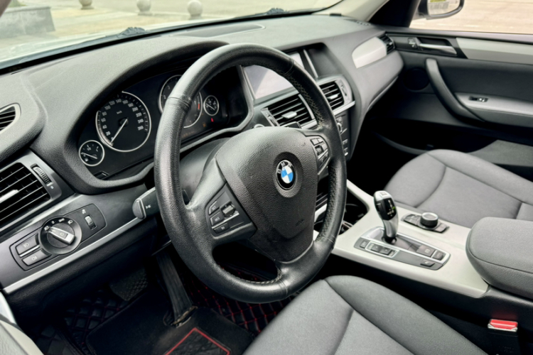 宝马X3(进口) 2016款 sDrive20i中控内饰7005