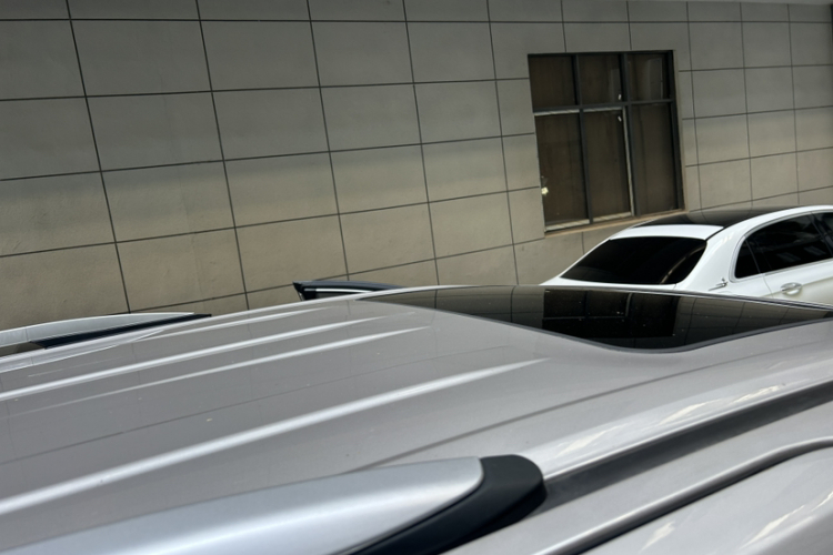 丰田 赛那SIENNA 2021款 2.5L混动 舒适版车身外观6007