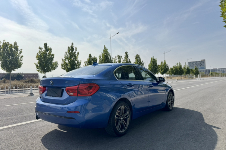 宝马1系 2017款 118i 运动型车身外观6003