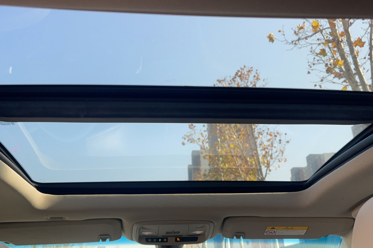 凯迪拉克XTS 2017款 28T 精英型局部细节22