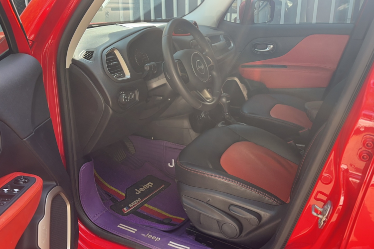 Jeep 自由侠 2016款 1.4T 自动高能版中控内饰7004