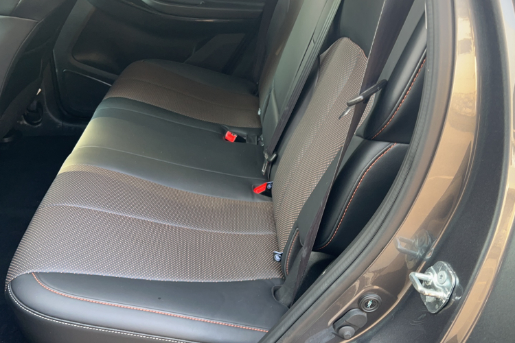 长安欧尚X7 PLUS 2022款 1.5T 蓝鲸版自动Geeker旗舰型中控内饰7002