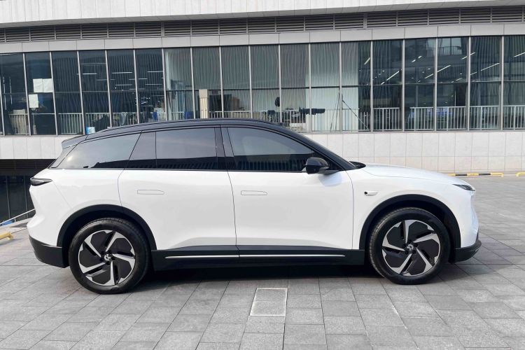 蔚来ES6 2024款 75kWh车身外观6012