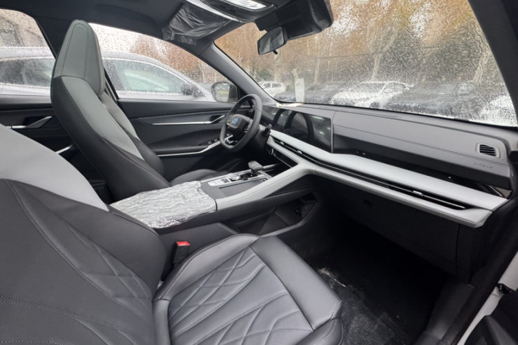 长安CS75 PLUS 2024款 第三代 冠军版 1.5T 智驾劲航型中控内饰7002