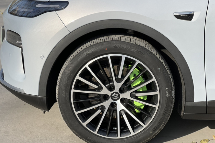 零跑汽车 零跑C11 2026款 纯电 640激光雷达智尊版车身外观6004